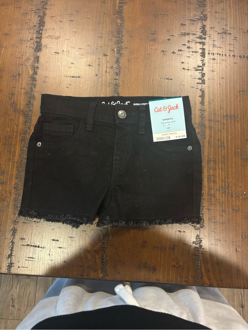 Cat & Jack Black Denim Frayed-Hem kids girls Shorts. Size 4t. NWT